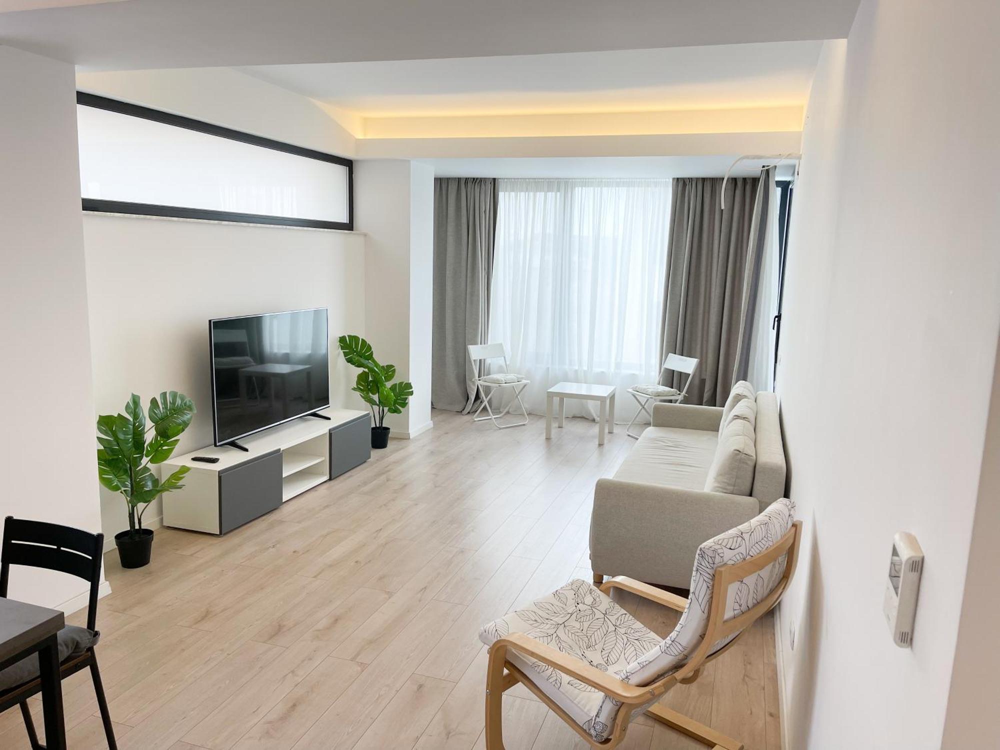 בוקרשט Warm Hotel Apartment מראה חיצוני תמונה